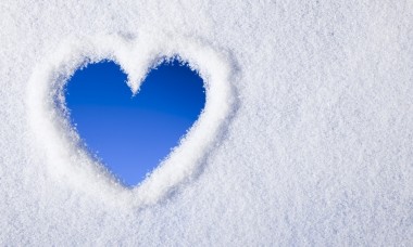 Фигуру из снега в форме сердца размером 1,5 метра построят в Череповце.